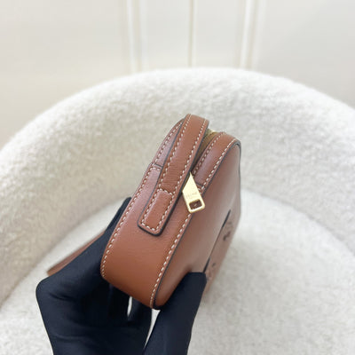 Celine Mini Camera Shoulder Bag in Tan Calfskin and GHW (Model:: 10J583DR8.04LU)