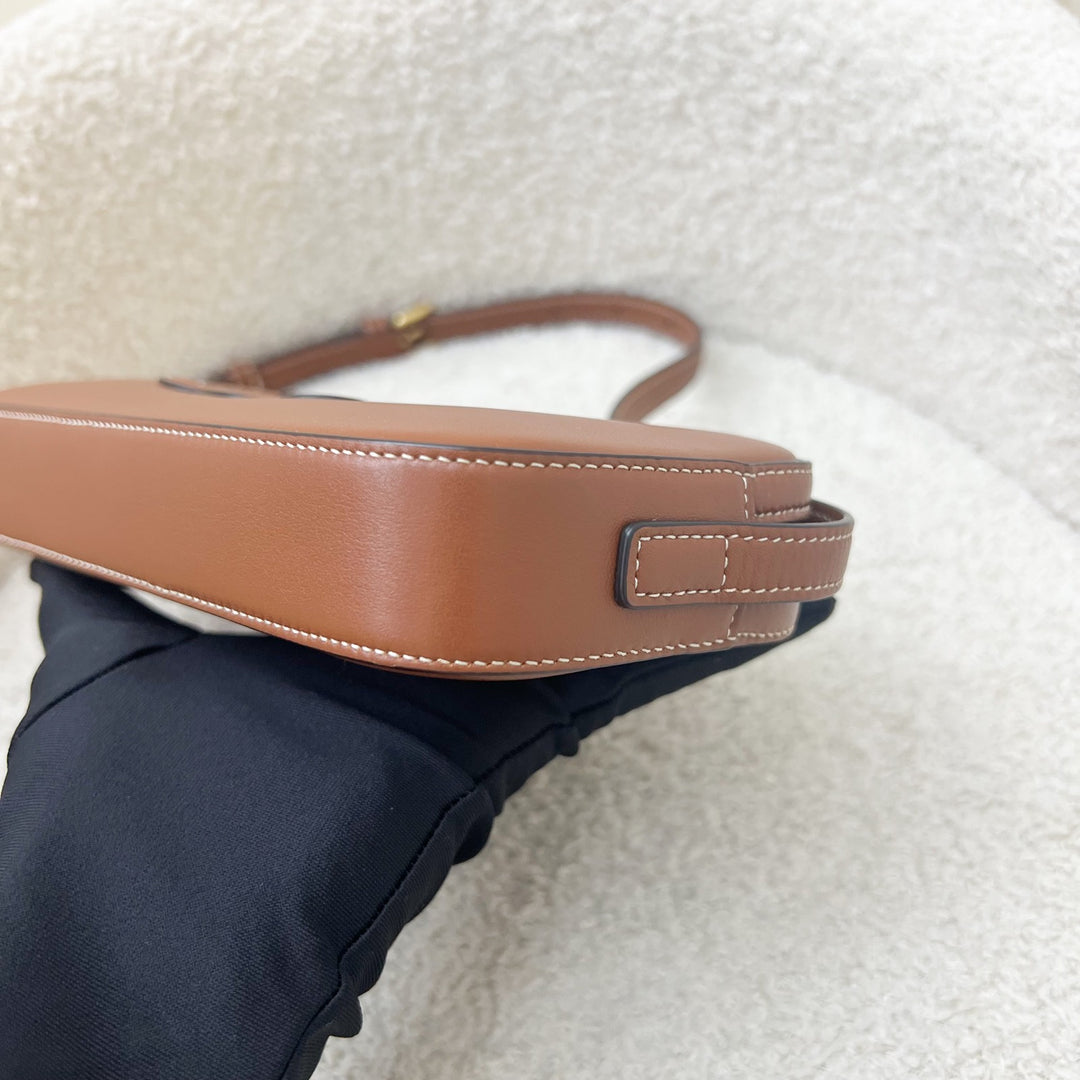 バッグ c.e cavempt Silhouettes F13 Bag Brown Celine Mini Camera Shoulder Bag in Tan Calfskin and GHW (Model