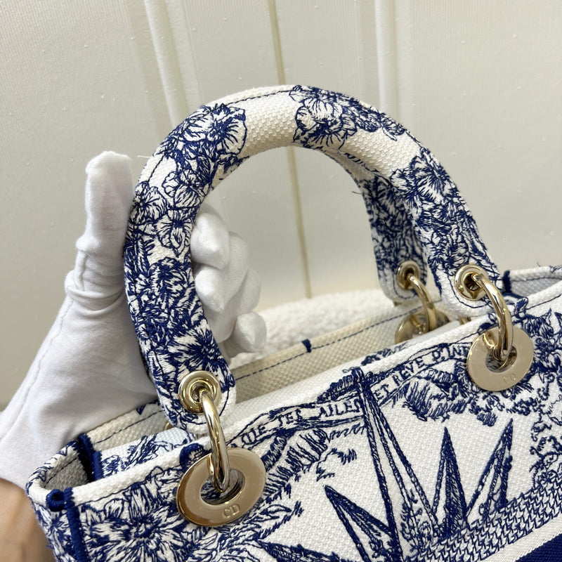 Dior Medium Lady D-lite Bag in White and Blue Toile de Jouy Embroidery and LGHW