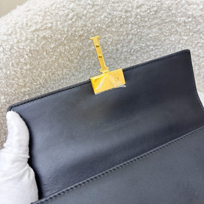 Dior 30 Montaigne East-West Bag with Chain in Black Calfskin and GHW (Model: M9334UHEL)