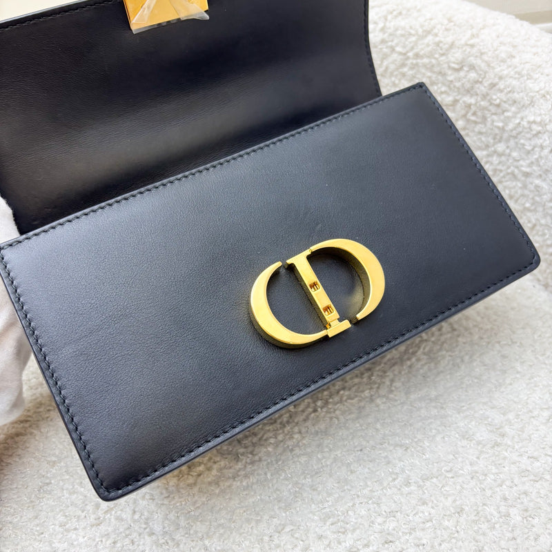 Dior 30 Montaigne East-West Bag with Chain in Black Calfskin and GHW (Model: M9334UHEL)