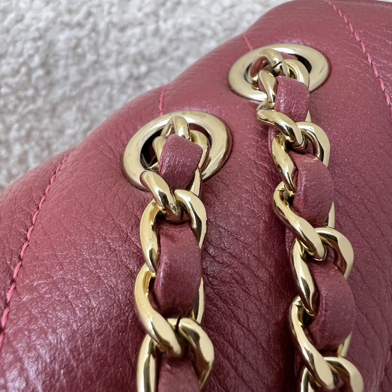 Chanel Medium Statement Flap in Chevron Quilted Dark Red / Pink Embossed Calfskin and LGHW (Model: A91587)