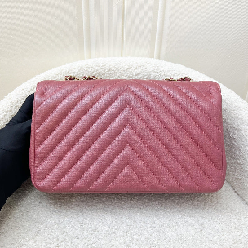 Chanel Medium Statement Flap in Chevron Quilted Dark Red / Pink Embossed Calfskin and LGHW (Model: A91587)