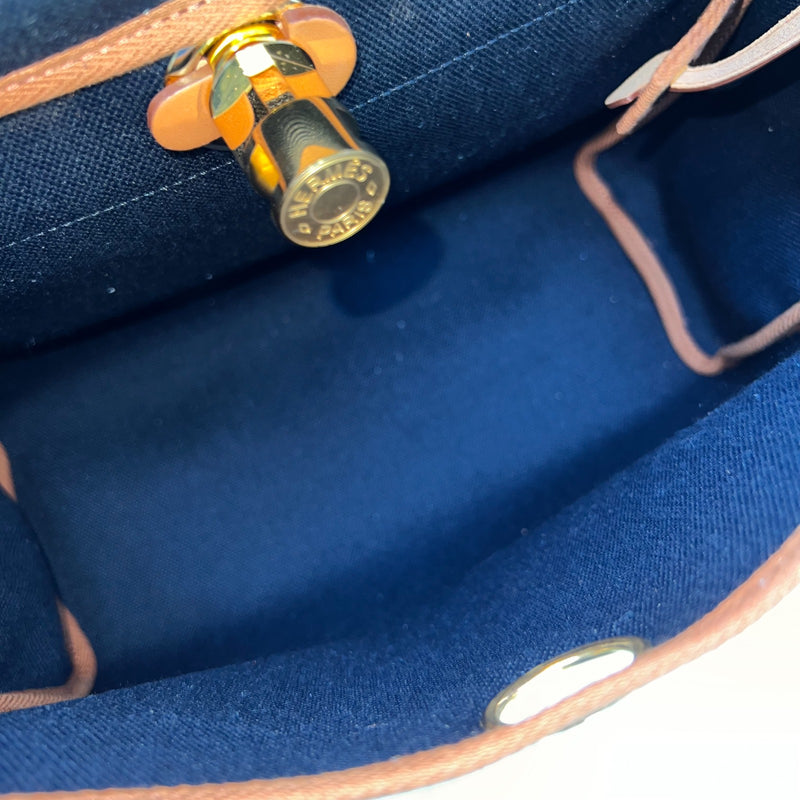Hermes Herbag 31 Zip Retourne in Noir Black Canvas, Fauve Leather and GHW