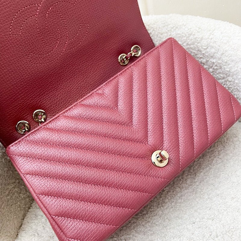 Chanel Medium Statement Flap in Chevron Quilted Dark Red / Pink Embossed Calfskin and LGHW (Model: A91587)