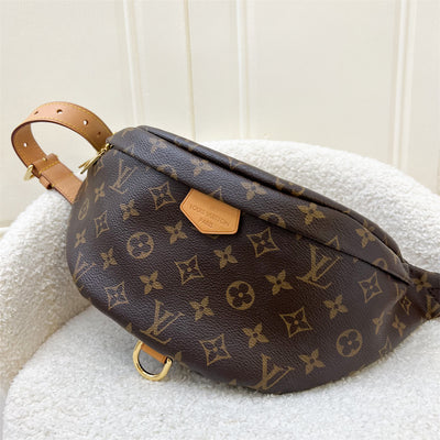 LV Bumbag in Monogram Canvas and GHW