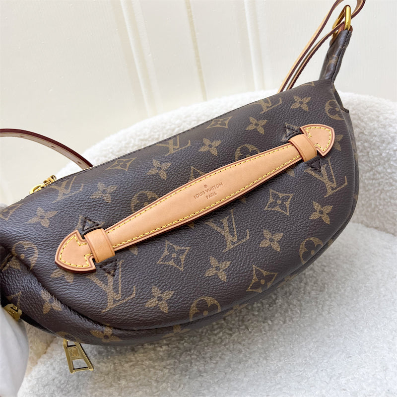 LV Bumbag in Monogram Canvas and GHW