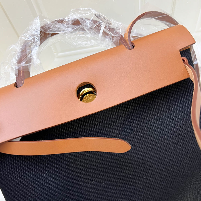 Hermes Herbag 31 Zip Retourne in Noir Black Canvas, Fauve Leather and GHW