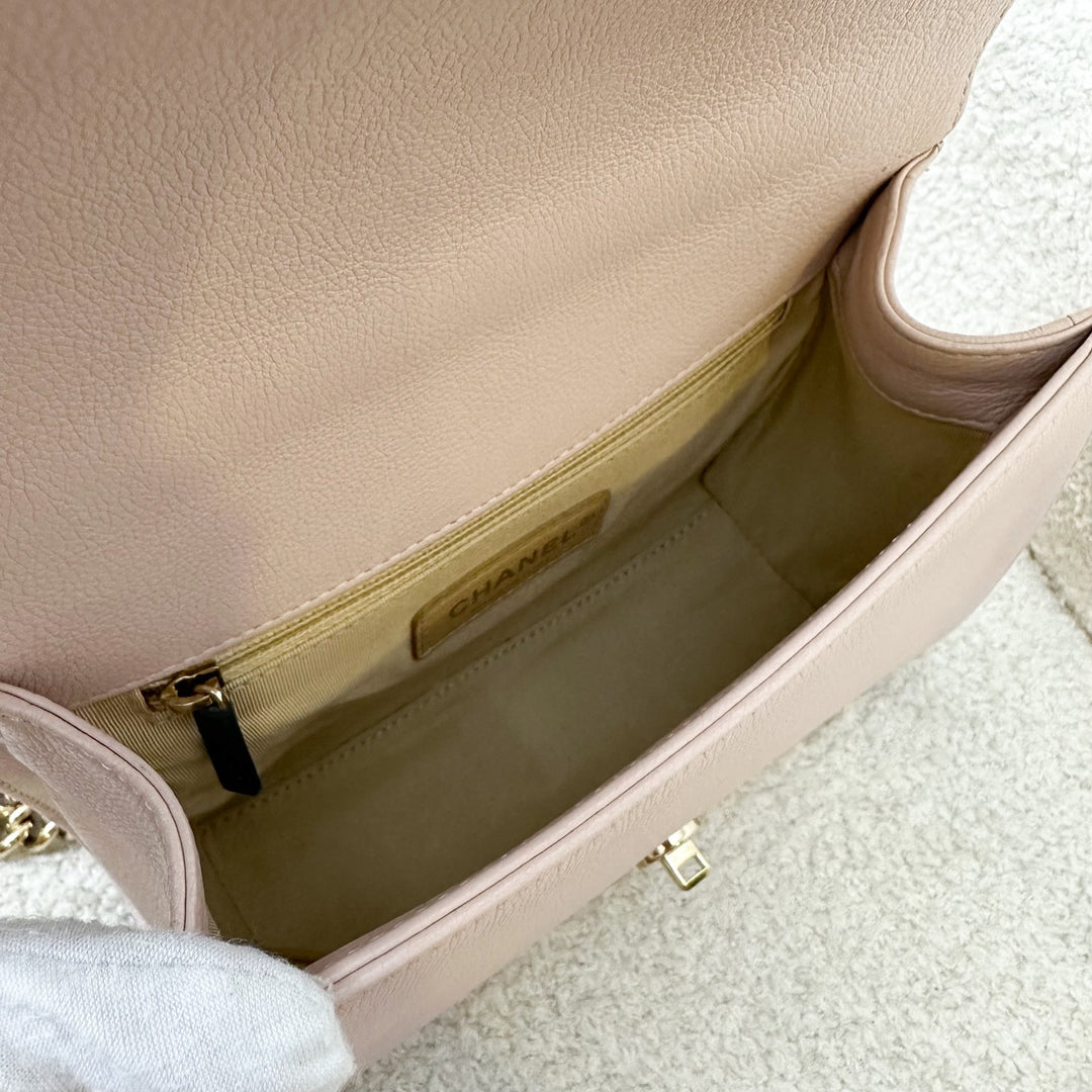 Chanel 17C Click Label Shoulder Bag in Light Pink Calfskin and