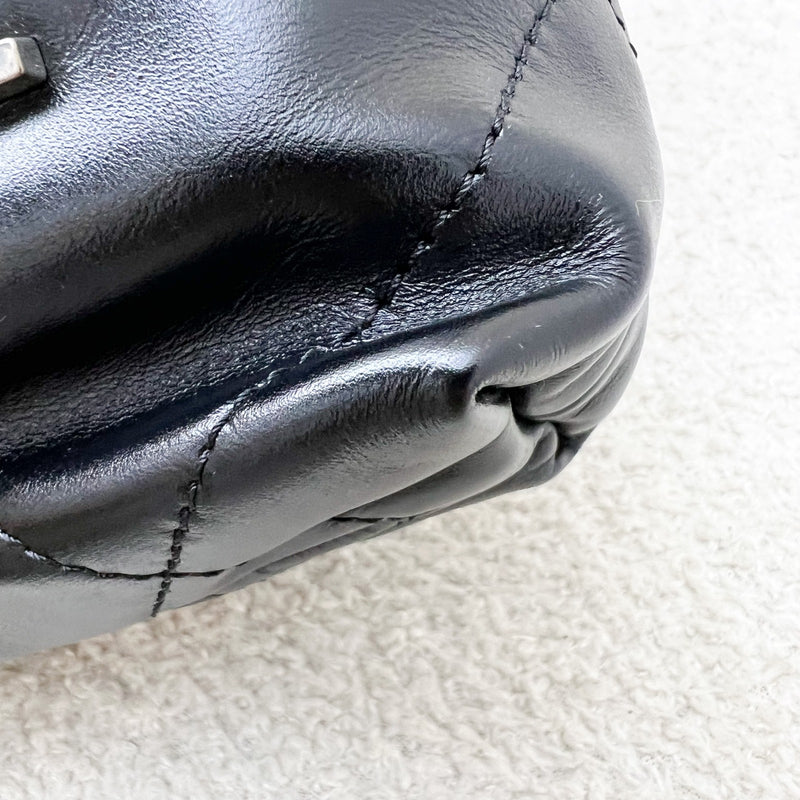 [Unused - Full set - 2024] Chanel 22 Mini Hobo Handbag in Black Shiny Calfskin and SHW