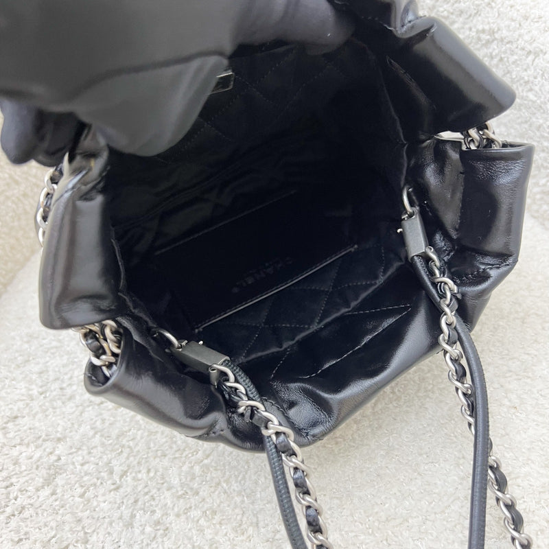 [Unused - Full set - 2024] Chanel 22 Mini Hobo Handbag in Black Shiny Calfskin and SHW