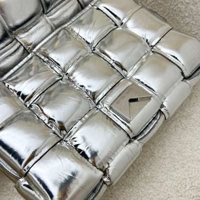 Bottega Veneta Cassette Medium Shoulder Bag in Metallic Silver Padded Intrecciato Leather and SHW