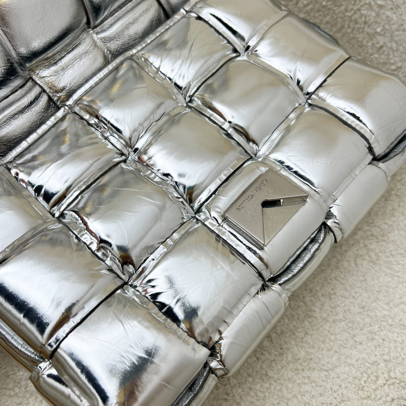 Bottega Veneta Cassette Medium Shoulder Bag in Metallic Silver Padded Intrecciato Leather and SHW