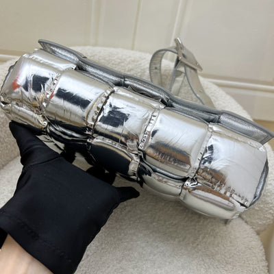Bottega Veneta Cassette Medium Shoulder Bag in Metallic Silver Padded Intrecciato Leather and SHW
