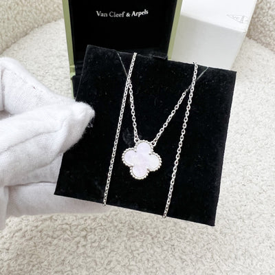 Van Cleef & Arpels VCA Vintage Alhambra 1 Motif Pendant Necklace with White Mother of Pearl MOP in 18K White Gold