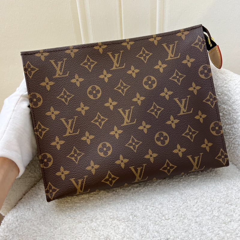 LV Trio Toilet Pouch in Monogram Canvas and Pink Interior and GHW (Model: M47195)