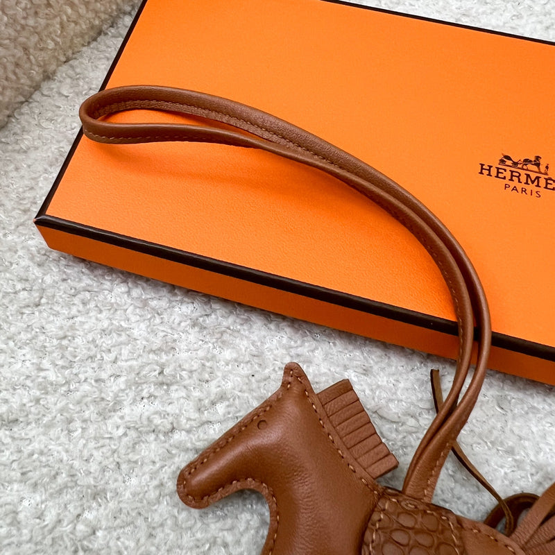 Hermes Rodeo PM in Gold Alligator and Lambskin
