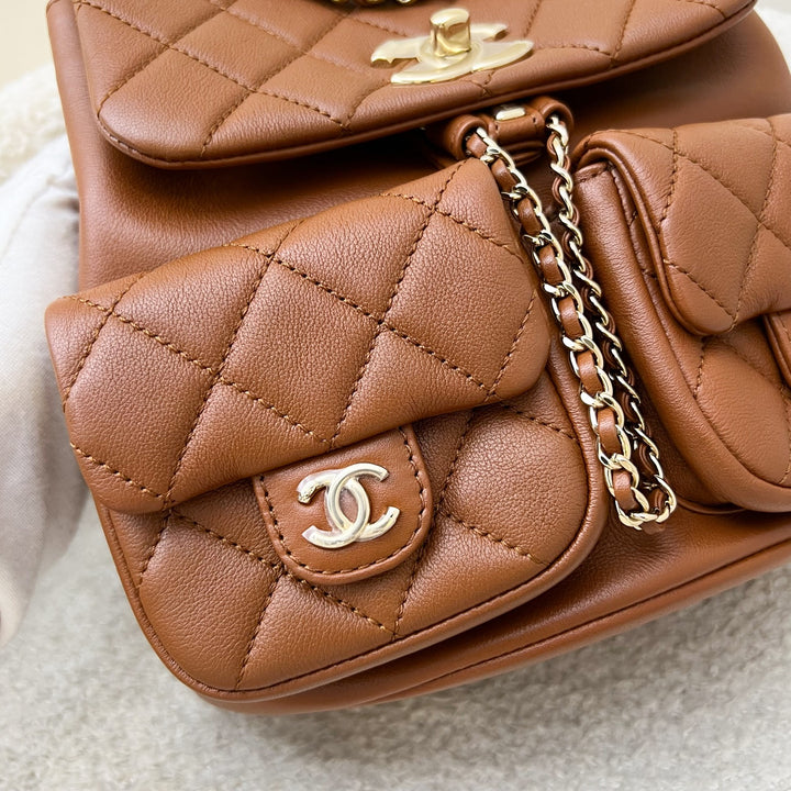 CHANEL ブラウン キルティング バッグ Chanel Brown CC Top Handle Quilted Flap Bag – THE CLOSET
