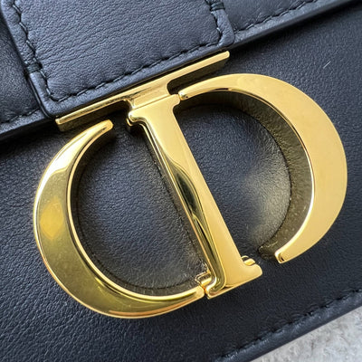 Dior 30 Montaigne East-West Bag with Chain in Black Calfskin and GHW (Model: M9334UHEL)