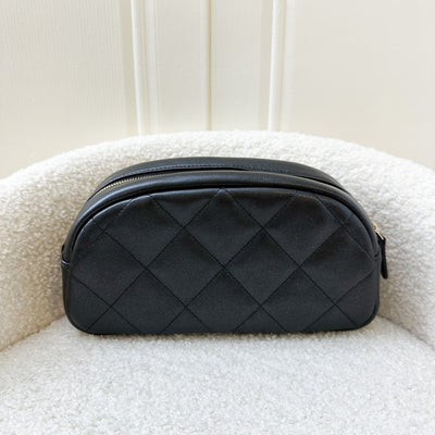 Chanel Seasonal Pouch / Clutch in 19K Iridescent Calfskin LGHW