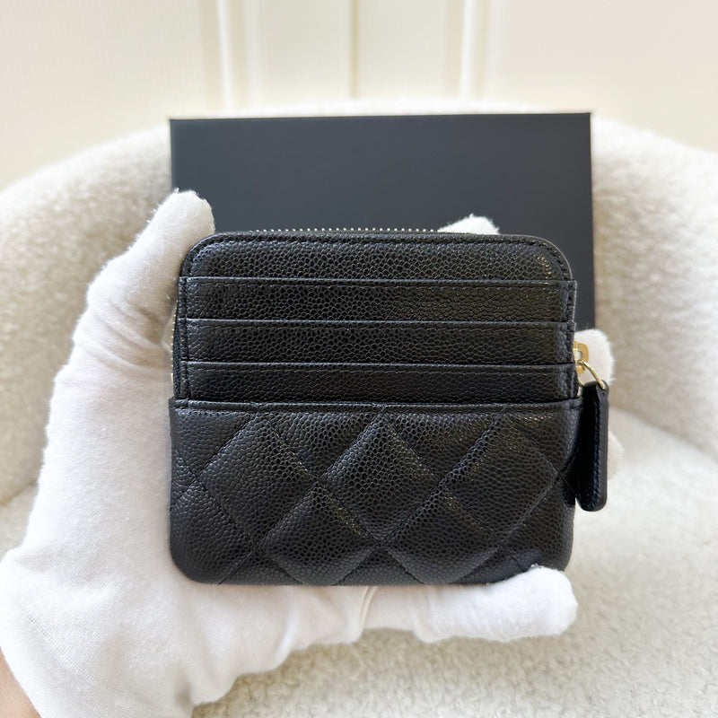 Chanel - Classic Zipped Card Holder - Black Caviar - CGHW - Excellent