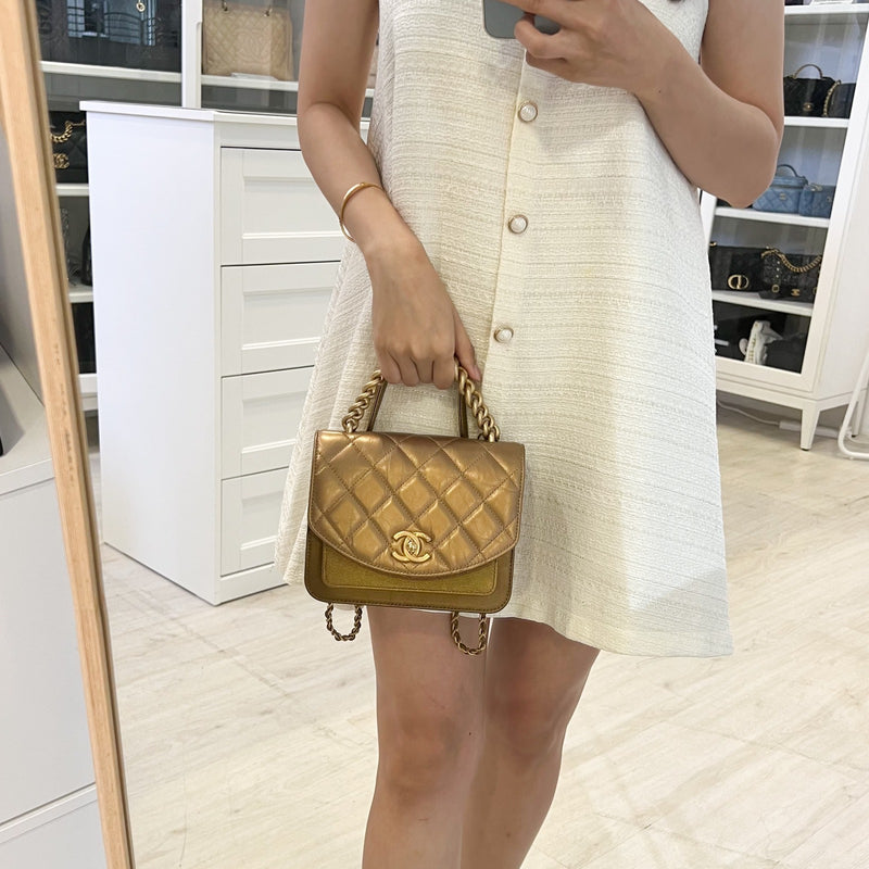 Chanel Seasonal Flap Bag in Gold Shiny Calfskin / Caviar and AGHW