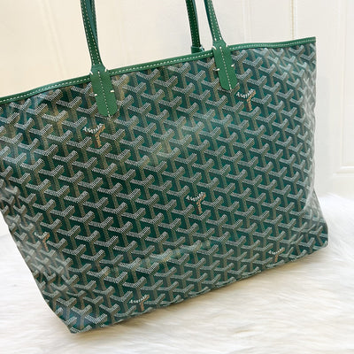 Goyard Saint Louis PM Tote in Green Signature Goyardine Canvas