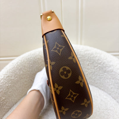 LV Loop Bag in Monogram Canvas and GHW (Model: M81098)