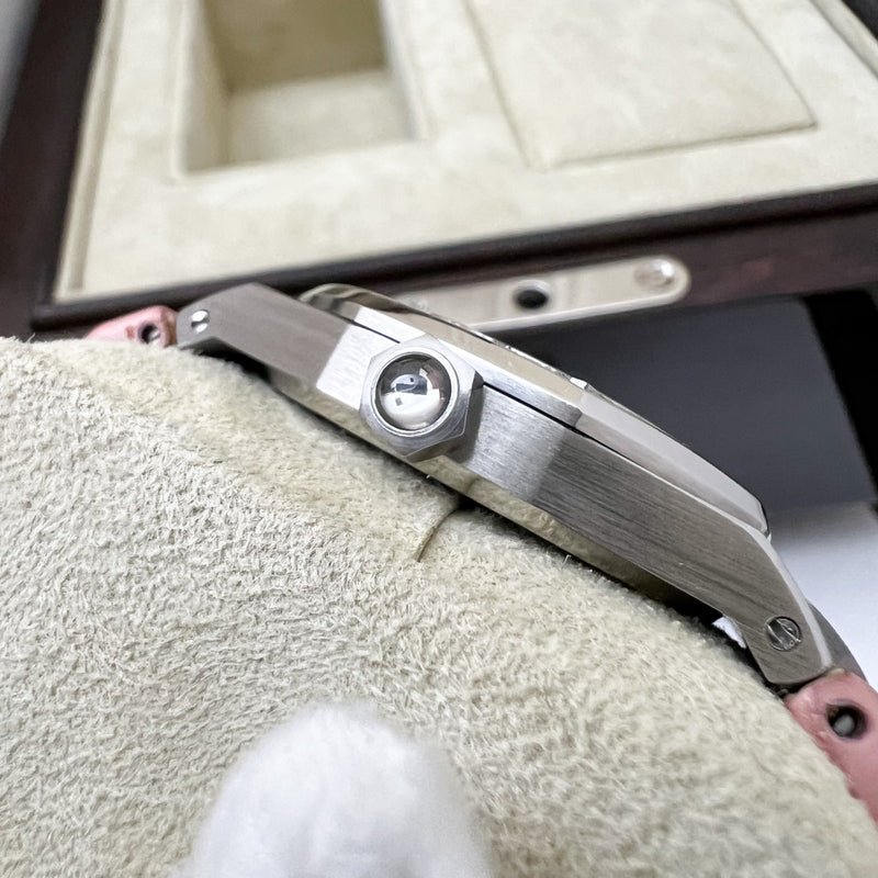 Audemars Vintage Piguet Royal Oak 33mm Lady Watch in Steel with Factory Set Diamond Bezel and Pink Crocodile Strap (Model: 67601ST.ZZ.D012CR.01)