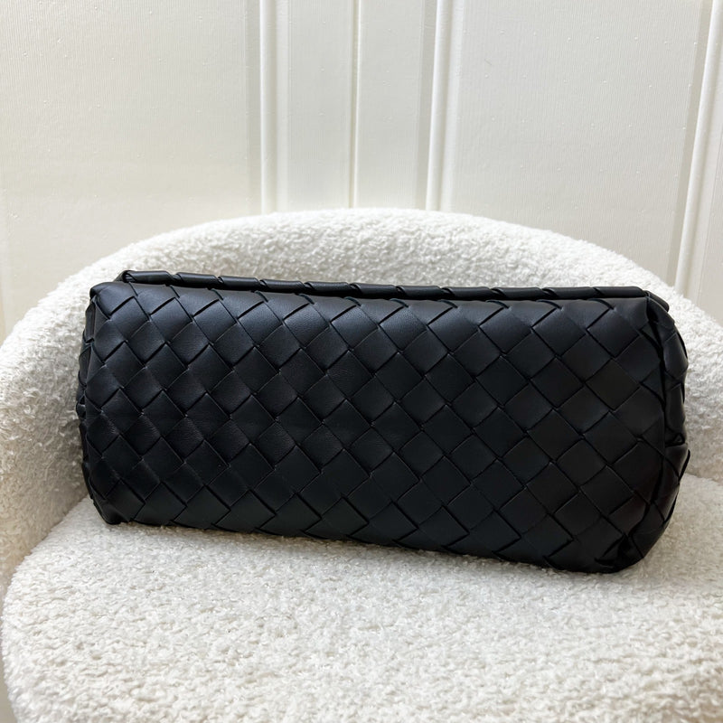 Bottega Veneta Crossbody Bag in Noir Black Intrecciato Calfskin