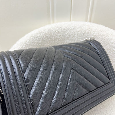 Chanel Medium 25cm Boy Flap in Chevron Quilted Black Caviar and SHW