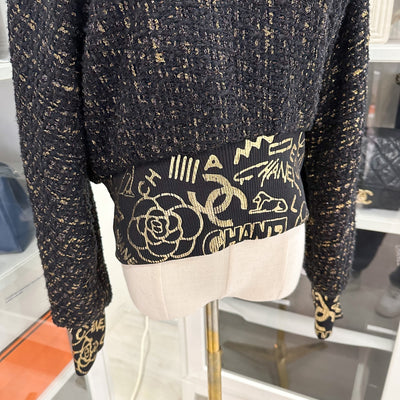 Chanel V-neck Sweater in Black with Gold Shimmer Logo Wool Blend Sz 38