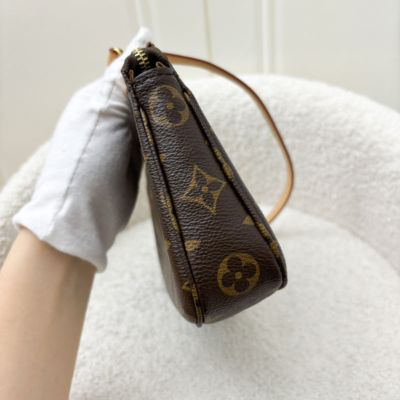 LV Pochette Accessoires in Monogram Canvas and GHW