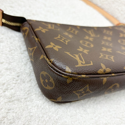 LV Pochette Accessoires in Monogram Canvas and GHW