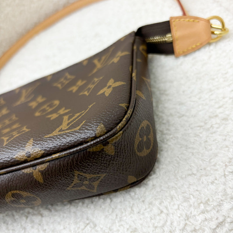 LV Pochette Accessoires in Monogram Canvas and GHW