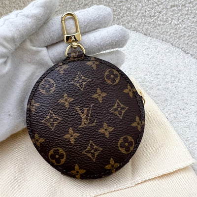 LV Multi Pochette Accessoires MPA Round Pouch in Monogram Canvas GHW