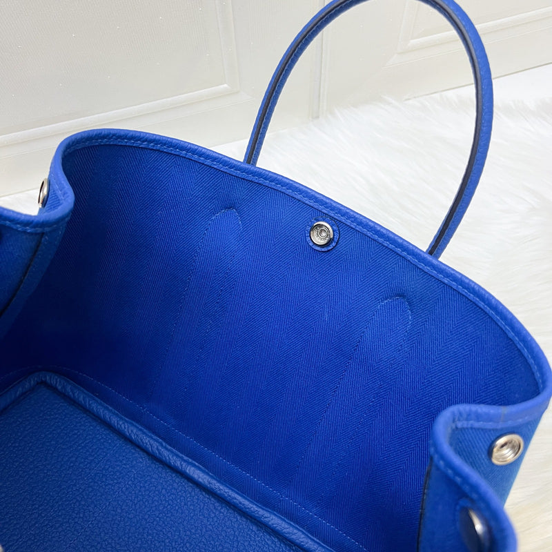 Hermes Garden Party 30 in Bleu Zellige Tissage Grand Chevron Fabric, Vache Country Leather and PHW