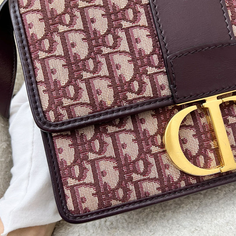 Dior 30 Montaigne Flap Bag in Burgundy Oblique Canvas and GHW (Model: M9203)