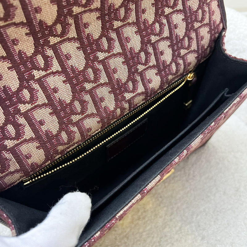 Dior 30 Montaigne Flap Bag in Burgundy Oblique Canvas and GHW (Model: M9203)