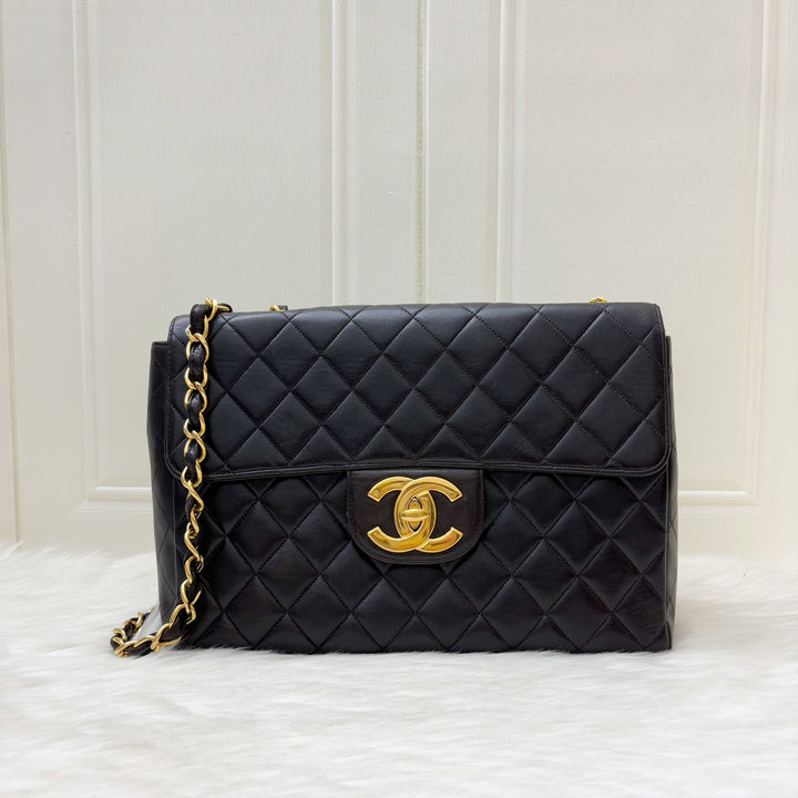 Chanel Vintage Jumbo / Maxi Flap with XL CC Logo in Black