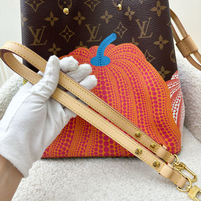 LV x Yayoi Kusama Néonoé MM in Monogram Canvas and GHW