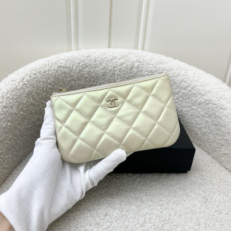 Chanel Mini O-Case in Iridescent White Lambskin LGHW