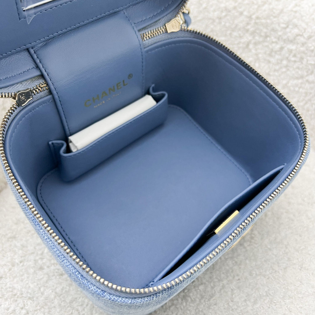 Chanel 22B Cheer for Chanel Vanity Case with Top Handle in Light