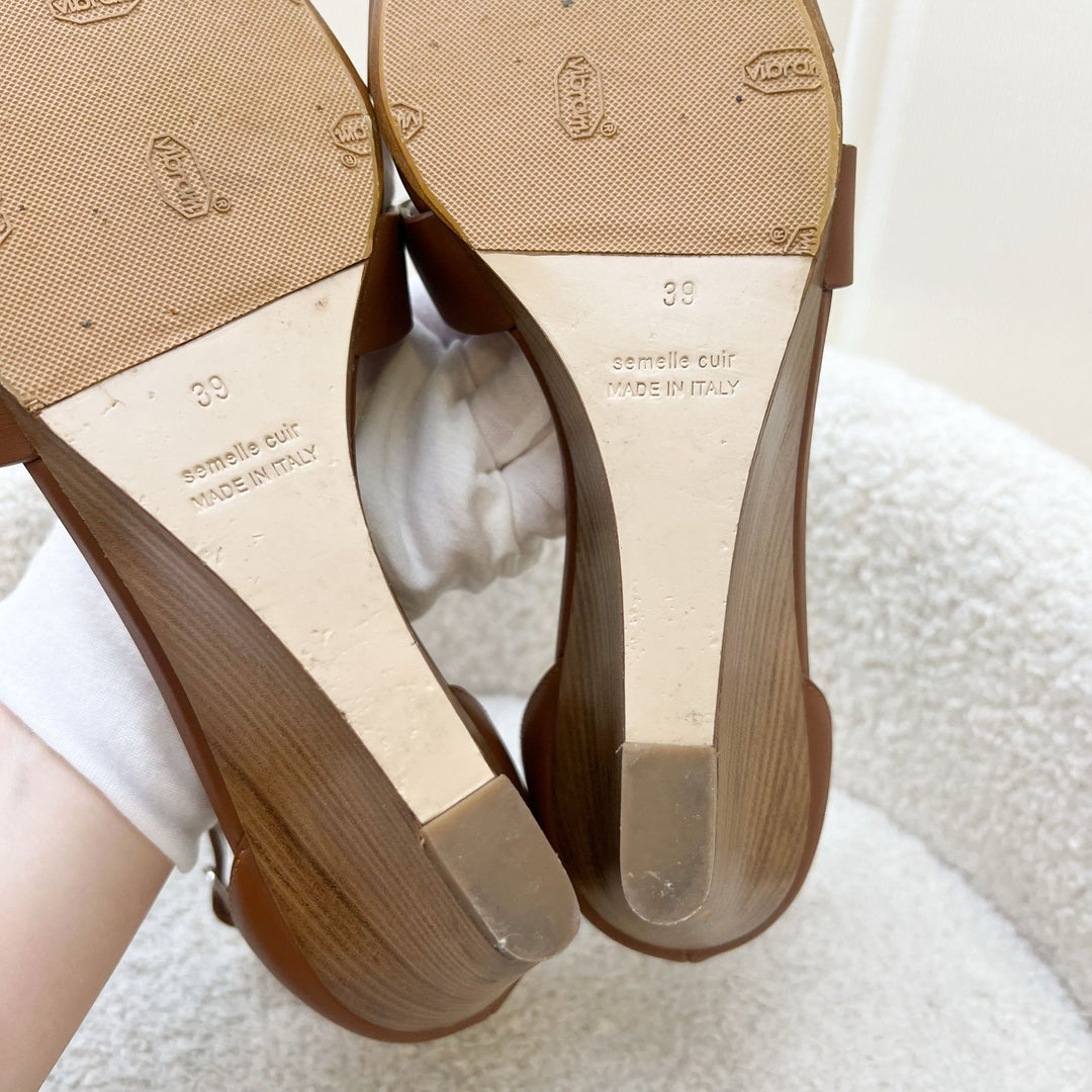 Hermes Legend Sandal in Gold Size 39 – Brands Lover