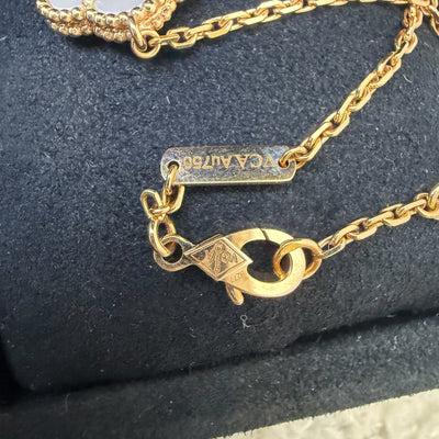 Van Cleef & Arpels VCA Lucky Spring Plum Blossom Bracelet with White Mother of Pearl MOP in 18K Rose Gold (Ref: VCARP9V900)