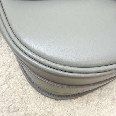 Dior Medium Bobby Flap in Grey Stone Calfskin and GHW (Model: M9319UMOL, Colour: 41G)