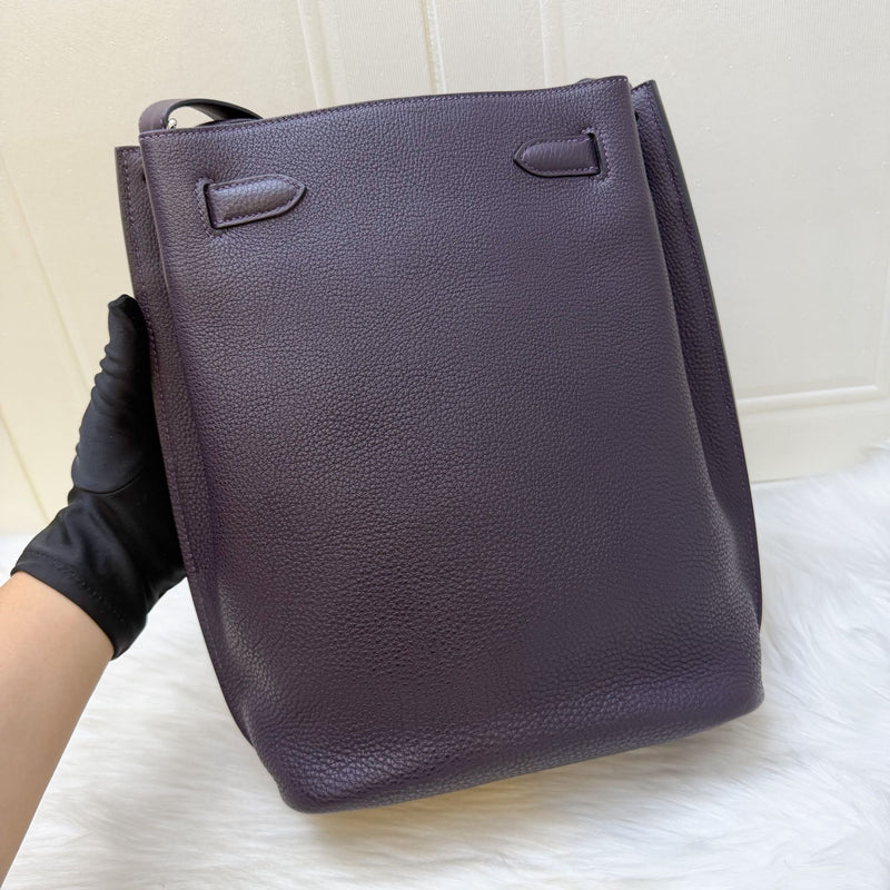 Hermes So Kelly 22 in Raisin Togo Leather and PHW