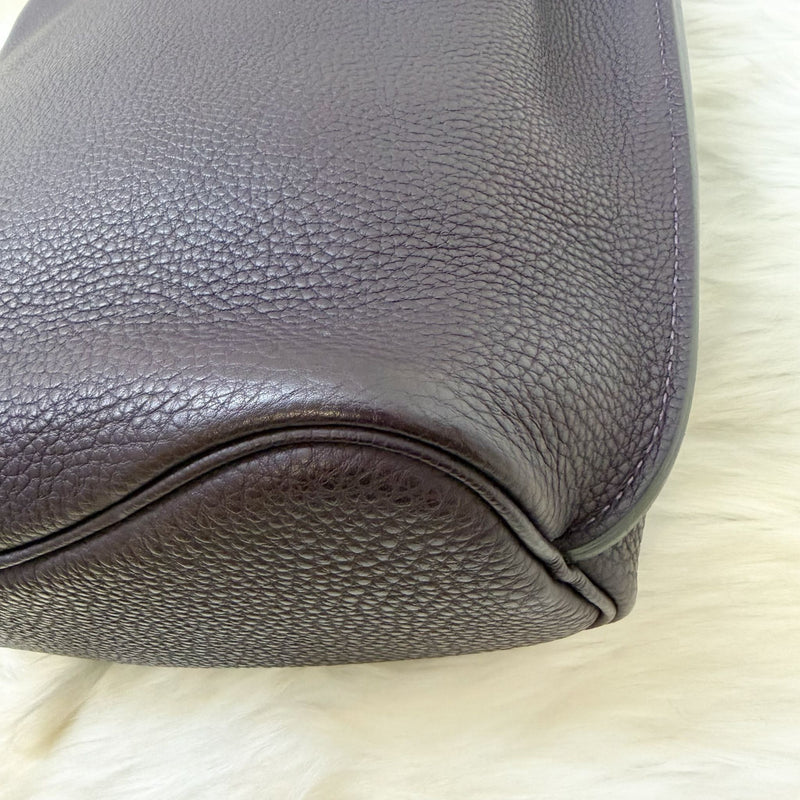 Hermes So Kelly 22 in Raisin Togo Leather and PHW