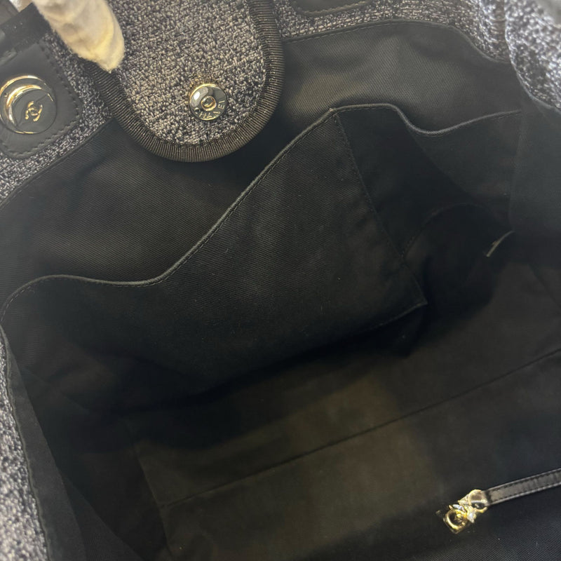 Chanel Medium / Large Deauville Tote in Navy Cotton, Nylon, Lurex, Calfskin and LGHW (Model: A66941)