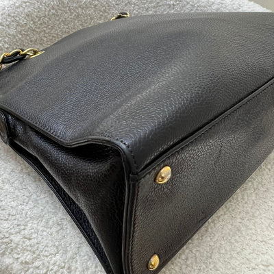 Chanel Vintage Shoulder Bag in Black Caviar and 24K GHW